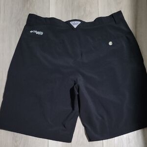 Columbia PFG Dark Charcoal 10" Shorts Size 36 NWOT